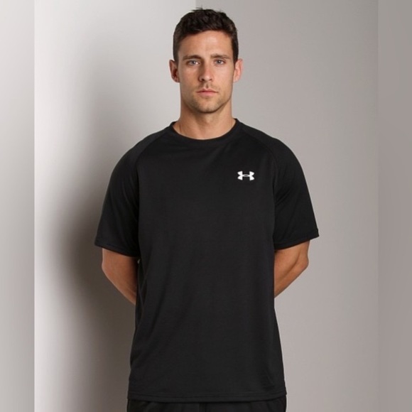 Under Armour Athletic Short Sleeve Shirt Medium - Picture 2 of 8